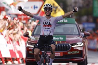 Adam Yates vainqueur à Grenade KEYSTONE/EPA/Javier Lizon